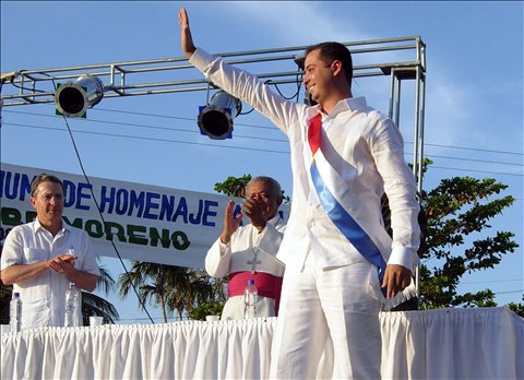 MARCOS DANIEL PINEDA GARCÍA se posesionó ayer en corregimiento El Sabanal con presencia del Presidente Álvaro Uribe Vélez.