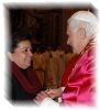 Elvira Isabel Barrios Argumedo con el Papa Benedicto XVI