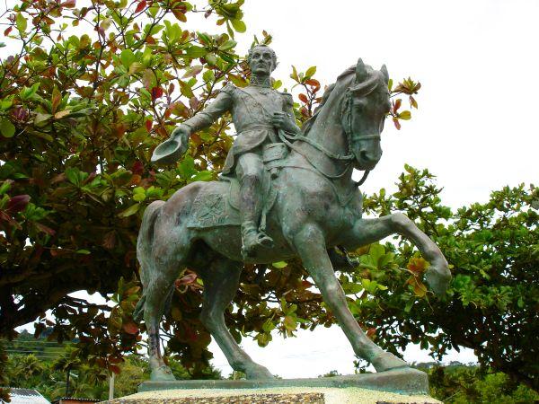 Estatua de Simón Bolívar